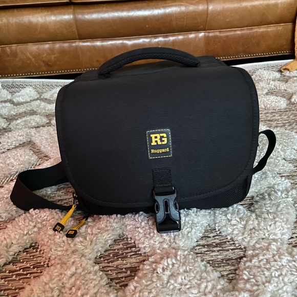 Ruggard Camera Bag - Commando 36 DSLR Shoulder Bag - Used *FREE SHIPPING - Picture 3 of 15